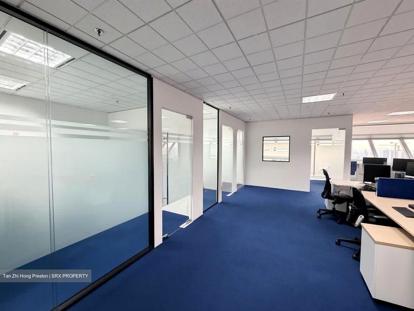 The Concourse (D7), Office #608436341